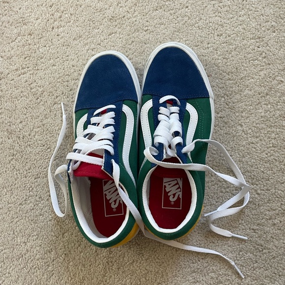 Mens Vans - Picture 2 of 3